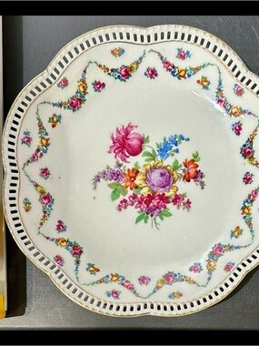Schumann Bavaria reticulated plate
